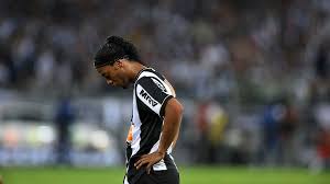 About press copyright contact us creators advertise developers terms privacy policy & safety how youtube works test new features press copyright contact us creators. Com Ronaldinho Atletico Mg Joga Em Busca De Reacao Veja