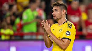 Ontdek de perfecte stockfoto's over raphael guerreiro en redactionele nieuwsbeelden van getty images kies blader door de 7.387 raphael guerreiro beschikbare stockfoto's en beelden, of begin. Raphael Guerreiro Wird Vertrag Beim Bvb Verlangern Eurosport