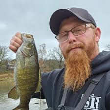 How to identify sauger or saugeye?