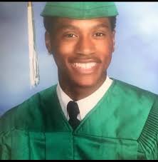 William Floyd Class of 2020 graduates