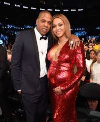 He designed the gold numbers she wore, his first solo creations under his own name to hit the red carpet. Beyonce Wears Sparkly Red Dress To The Grammys 2017 Beyonce Grammys Style While Pregnant