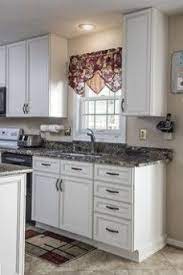 Crisp metropolitan white cabinetstransitional kitchen, new york. 900 Wohnzimmer Ideen Ideas In 2021 House Interior Home Pictures Decor Styles