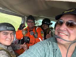 Casi terminando ya el curso de caída libre José Martínez!  👏🏼👏🏼💪🏼🪂🔝✈️ Piloto al mando Elio Escobar Instructor David Vela!