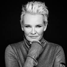 Jessica Ekstrom's Instagram, Twitter & Facebook