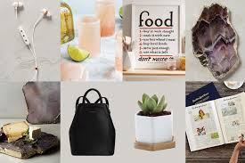 Looking for the ideal 30th birthday gifts? 30th Birthday Gifts For Women Style Living