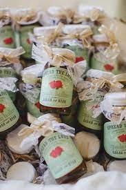 36 Delightful Fall Wedding Favors Guests Will Really Use Wedding Favors Fall Fall Wedding Favors Diy Diy Wedding Favors