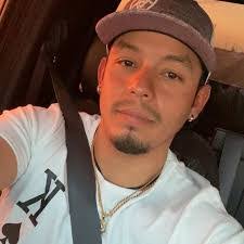 Daniel Chavarin's Instagram, Twitter & Facebook