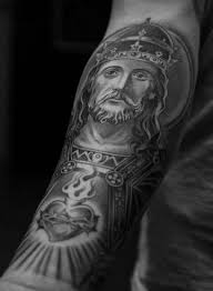 Corona tattoo and piercing has the best customer base and so many familiar faces; Fotos De Disenos De Tatuajes Del Sagrado Corazon De Jesus Tatuaje Sagrado Corazon Tatuaje De Cristo Y Tatuaje De Corona Para Hombres