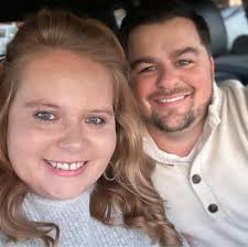 Never before seen footage of Amy off of 1000-lb Sisters Fans getting bit by  the camel at Tennessee Safari Park in Alamo! I thought it probably nibbled 