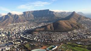 A wildfire on the slopes of south africa's table mountain forced university of cape town students to evacuate on sunday, as runaway flames set several campus buildings ablaze and firefighters used. Cape Town Table Mountain And The Cape Peninsula South Africa In 4k Ultra Hd