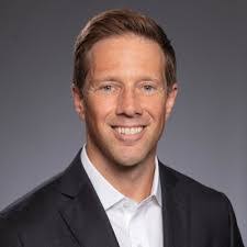 Justin Offutt's Instagram, Twitter & Facebook