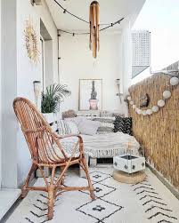 Decoration Maison En 2020 Idee Deco Balcon Deco Petit Balcon Deco Appartement