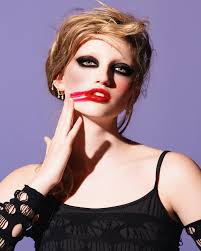 RACHEL, ADDISON, & MADISON featured in the May issue of Splurge Magazine 📸  Photography by @darrinhackney Clothing from @lbd_wichita &  @christopherandbanks