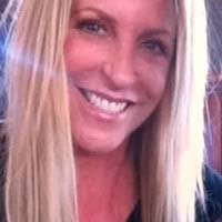 Amy Weinberger's Instagram, Twitter & Facebook