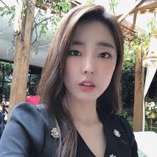 Lee Boram: albums, songs, concerts