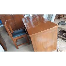 Meja yang kami tawarkan terbuat dari bahan kayu. Meja Kursi Kantor Kursi Guru 1 Set Shopee Indonesia