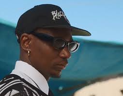 Reggie Ledoux プロジェクト :: Photos, videos, logos, illustrations and branding  :: Behance