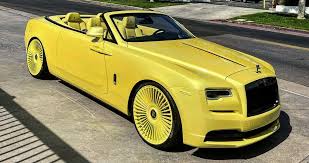• « dear friend follow & subscribe our official » this movie features the lives and stories of three different people, which are linked together to an unusual car, a yellow rolls royce. Yellow Rolls Royce Dawn Customized By Rdb La