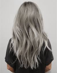 10 Grunde Den Fabelhaften Grauen Frisuren Zu Folgen Haarfarben Haare Grau Farben Graue Haare
