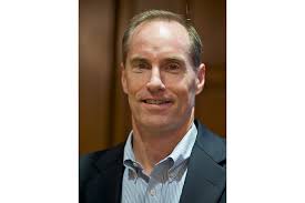 Blake Moore '80 Named CEO of Touchstone Investments — The College of Wooster