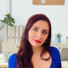 Katherine Mcpherson's Instagram, Twitter & Facebook