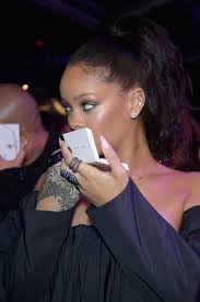 Rihanna Has The Best Reaction To People Who Don T Know Her Full Name Eyes Meme Rihanna Rihanna Meme