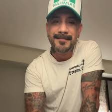 STAY HOME, STAY HEALTHY, AND STAY POSITIVE! The Fashion Hero TV Series is  so proud to have such inspiring contestants! Sha-Abria Williams really  knows how to uplift others! Listen to her, and