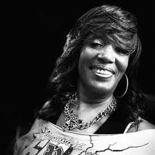 Will hot glued beads and stones stay