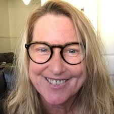 Vicki Clifton's Instagram, Twitter & Facebook