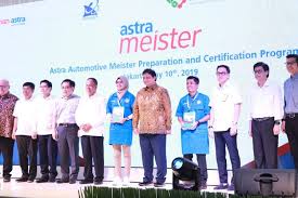 Pendaftaran beasiswa jis bhinneka tunggal ika 2021/2022. Groundbreaking Politeknik Astra Target Serap 2 000 Mahasiswa Halaman All Kompas Com