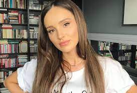 Ostatnio zrobiło się o niej głośno za sprawą ślubu, który wzięła w maju z piłkarzem wojciechem szczęsnym. Marina Luczenko Szczesna Wiek Gwiazdy Dla Wielu Bedzie Zaskoczeniem