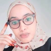 Fozia Mohamed's Instagram, Twitter & Facebook