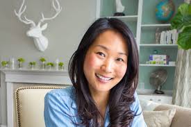 House Tour: A Clean and Well-Lit California Home