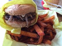 The Best Hamburger On The Island Cafe Michael Burger In Galveston Our Search For The Best Restaurants For Kids Jillbjarvis Com Burger Kid Friendly Restaurants Houston Best Restaurants