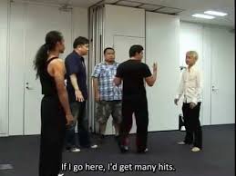 Iko uwais mengajar pencak silat tanpa dibayar. Eng Sub Iko Uwais Teaches Silat The Raid Youtube