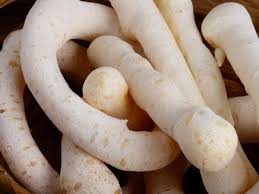 Biscoito De Polvilho Frito Da Roça Nostalgia 20 Comidas De Vo Que Lembram A Infancia Ana Maria Braga Biscoito De Polvilho Assado Biscoito De Polvilho Polvilho