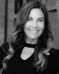 Golden Bachelor Leslie Fhima