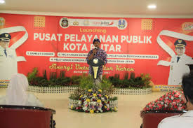They often had markets, lynchings, or they were used for concerts. 5 April 2021 Launching Pusat Pelayanan Publik Di Blitar Town Square Kota Blitar
