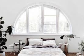 Sedangkan ketebalan kusennya, umumnya sekitar 1 cm hingga 1,5 cm. 6 Ide Kusen Jendela Kamar Inspiratif Buat Rumahmu