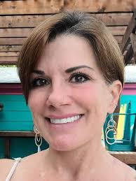 This beautiful lady was referred to me from the east hill neighborhood  site. Unbelievably she is 60yrs old. She wanted a new look. Tami thanks for  trusting me, had a blast. I