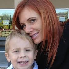 Sonya Hope's Instagram, Twitter & Facebook