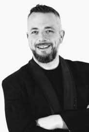 Andrea Carcassi, Bass