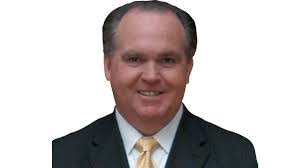 Sandy Carpenter's Instagram, Twitter & Facebook