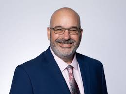 Alaska Air Group announces leadership transition