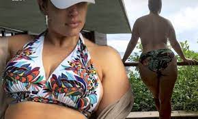 Ashley Graham posts rear view topless bikini pic as she enjoys tropical  getaway | Daily Mail Online