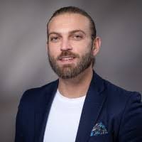 David Holzer's Instagram, Twitter & Facebook