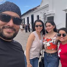 Los truenos a mucha distancia y en el mar