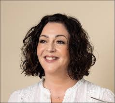 Joanne Behan's Instagram, Twitter & Facebook