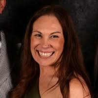 Keely Evans's Instagram, Twitter & Facebook