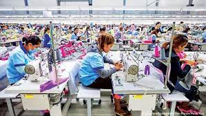 Coronavirus Brings Trouble To Cambodia S Garment Industry Asia An In Depth Look At News From Across The Continent Dw 29 04 2020